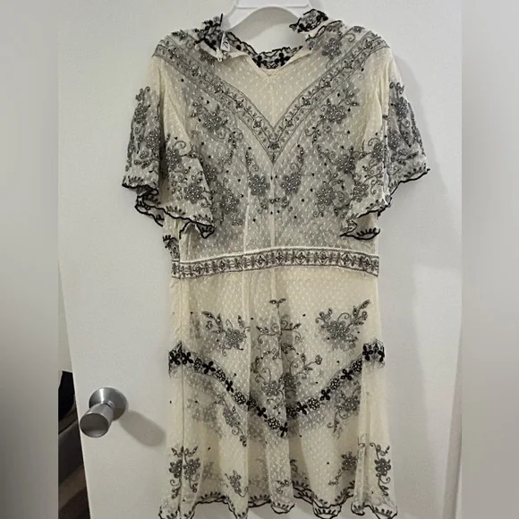 Zara mesh romantic dress - Picture 6 of 9